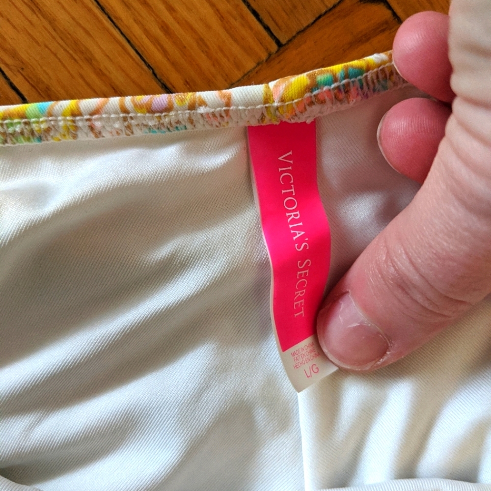 Victoria Secret Gold Bandeau Bikini - Picture 7 of 11